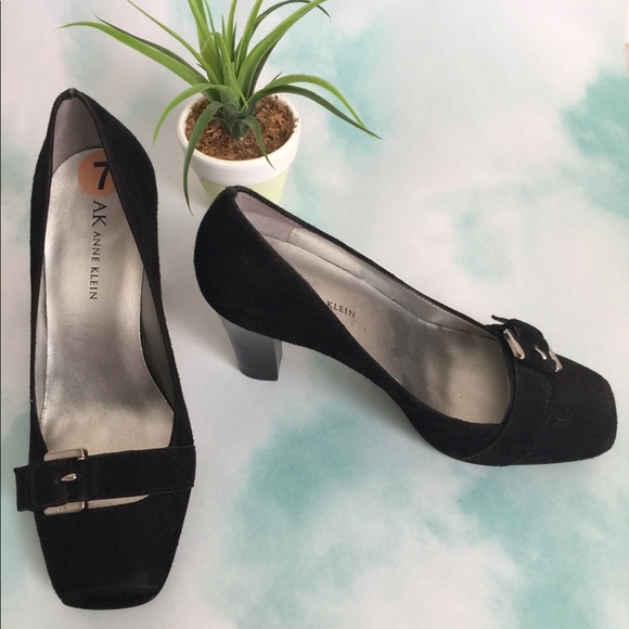 Anne Klein🌷Suede Heels Black Sz 7 - Picture 4 of 8